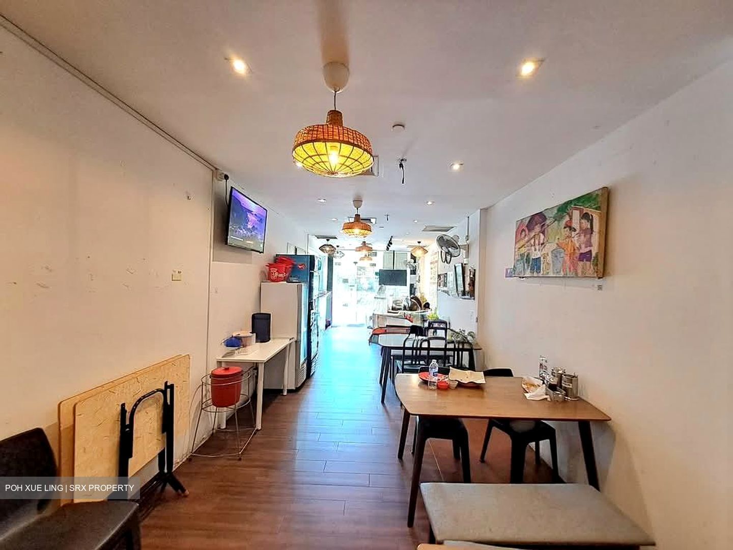 East Village (D16), Retail #539132461
